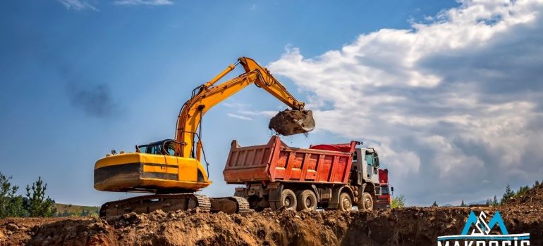 Ekskavatör, Dozer ve Yükleyici Ataşmanları ile İnşaatta Güç ve Esneklik 2 ekskavator-dozer-ve-yukleyici-atasmanlari-ile-insaatta-guc-ve-esneklik